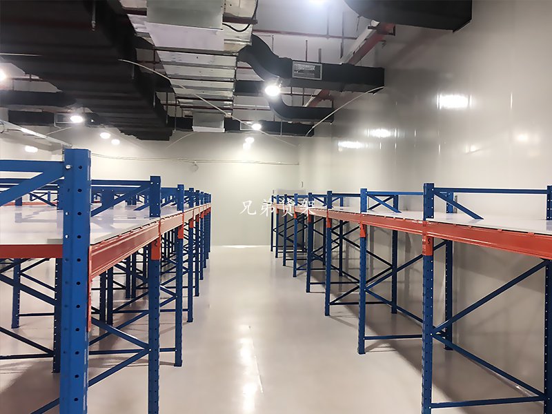 日用品貨架倉庫 日用品貨架倉庫